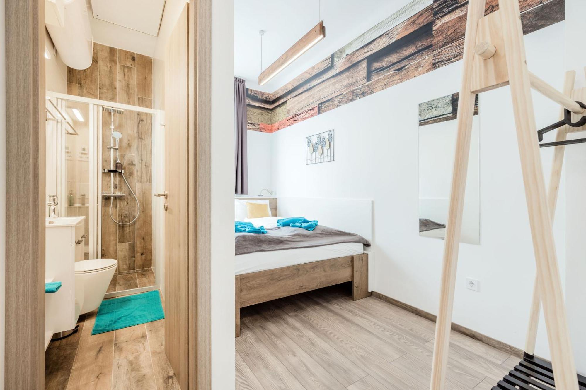 Elemental Retreats - Wood & Water Studios บูดาเปสต์ ภายนอก รูปภาพ